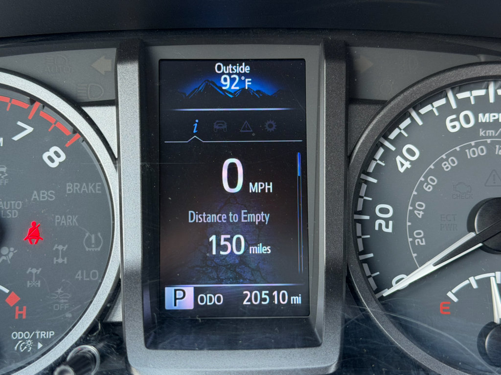 Used 2023 Toyota Tacoma TRD Sport AWD/4WD image 19