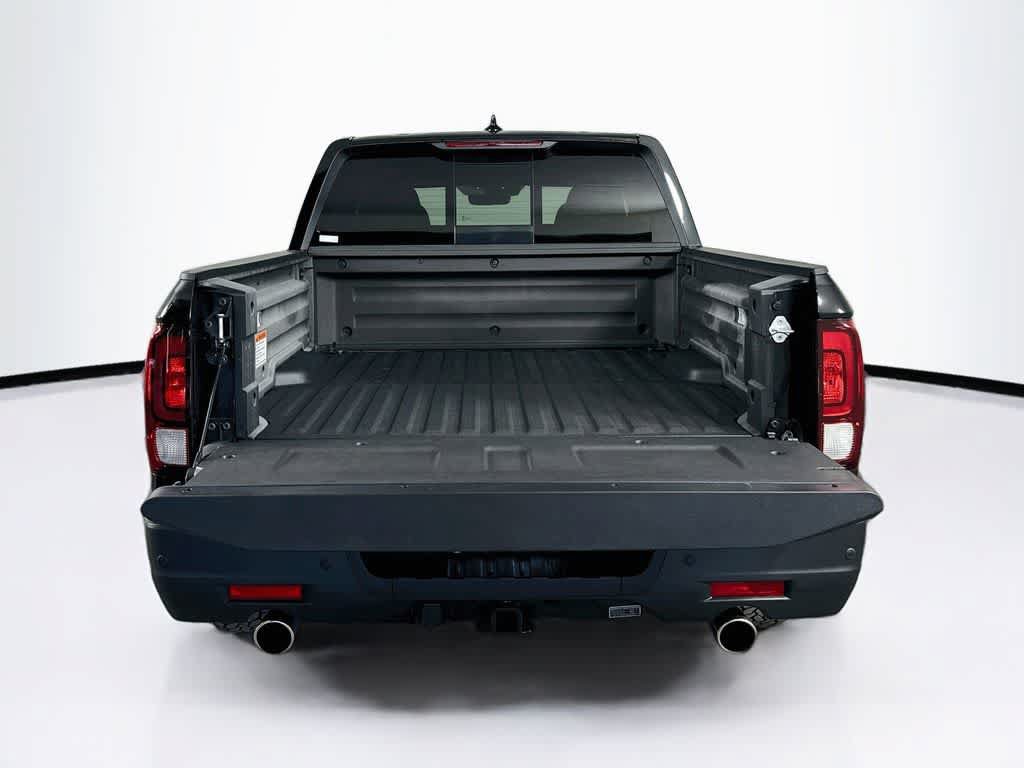Used 2025 Honda Ridgeline TrailSport image 19