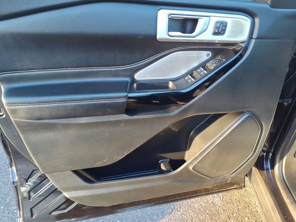 Certified 2022 Ford Explorer ST w/ Equipment Group 401A image 15