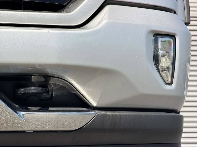 Used 2017 Chevrolet Silverado 1500 LT w/ All Star Edition AWD/4WD image 11
