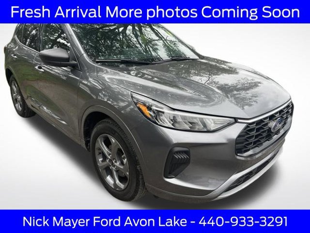 Certified 2023 Ford Escape ST-Line w/ Tech Pack #1 AWD/4WD image 9