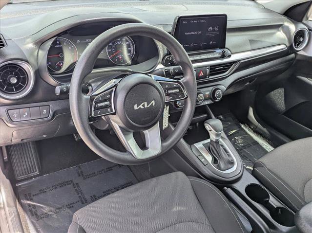 Used 2024 Kia Forte LXS w/ LXS Technology Package FWD image 10