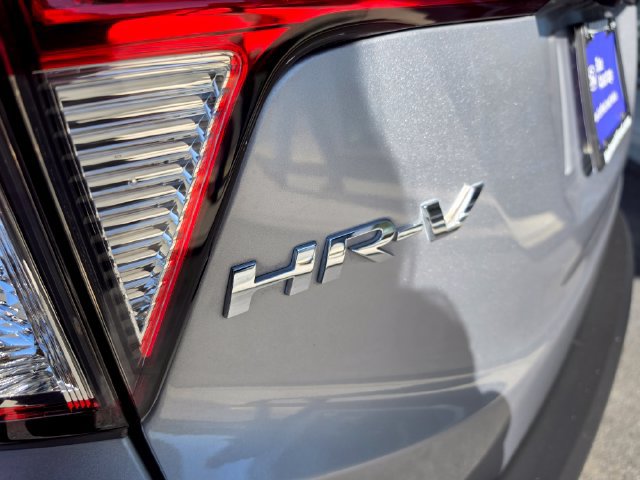 Used 2022 Honda HR-V EX image 25
