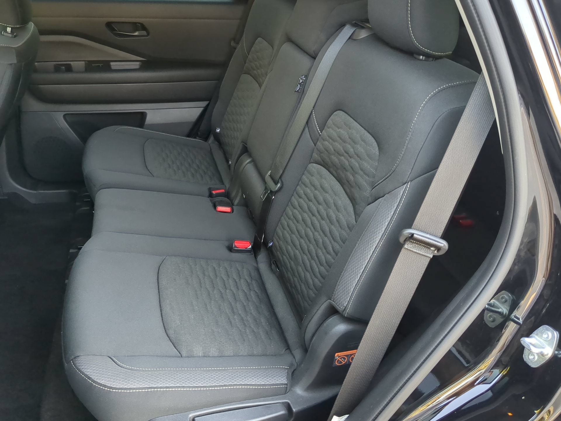 Used 2024 Nissan Pathfinder SV FWD image 53