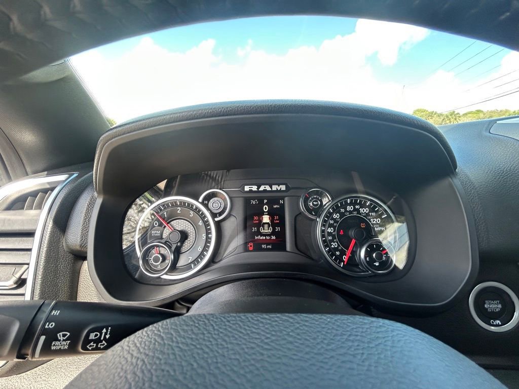 Used 2024 RAM 1500 Big Horn RWD image 41