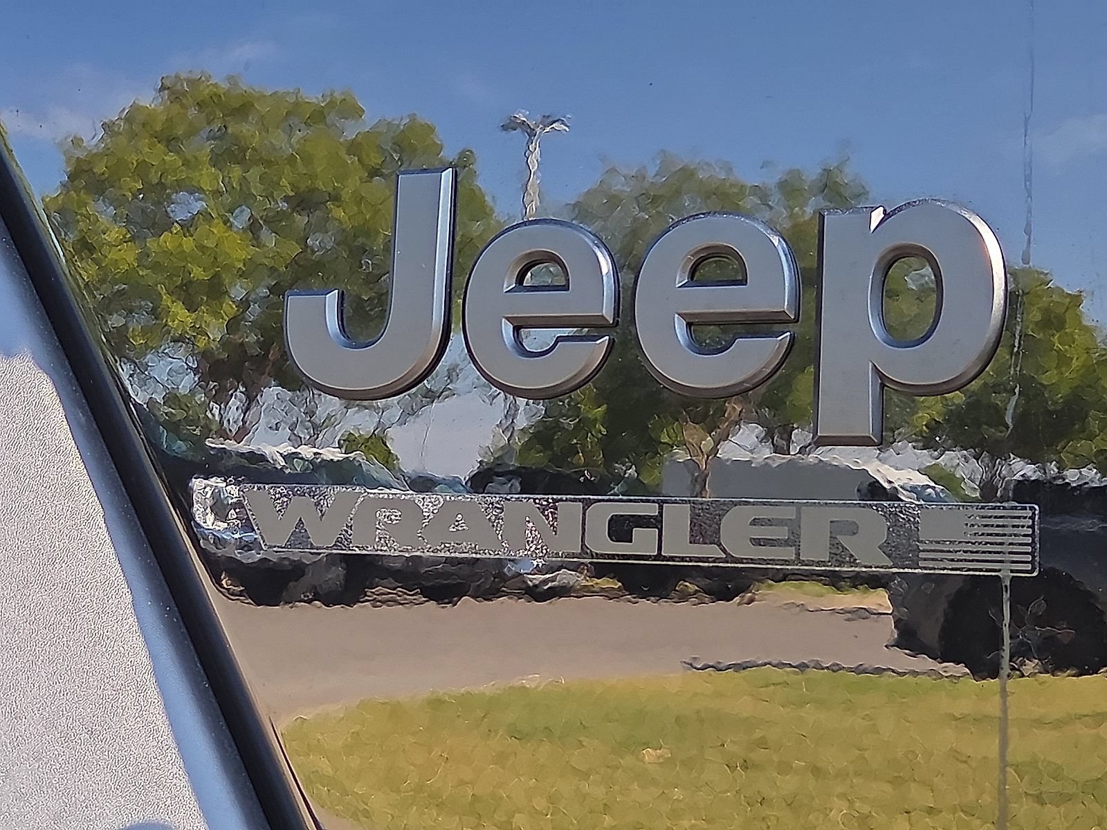 Used 2024 Jeep Wrangler Sport AWD/4WD image 9