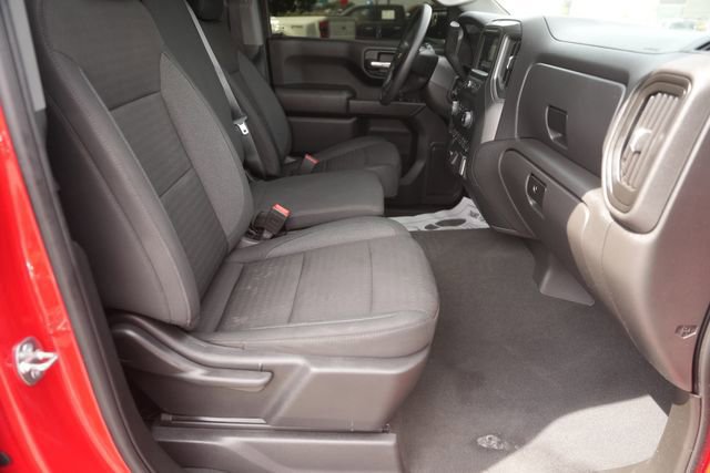 Used 2024 Chevrolet Silverado 1500 Custom w/ LPO, Dark Essentials Package image 18