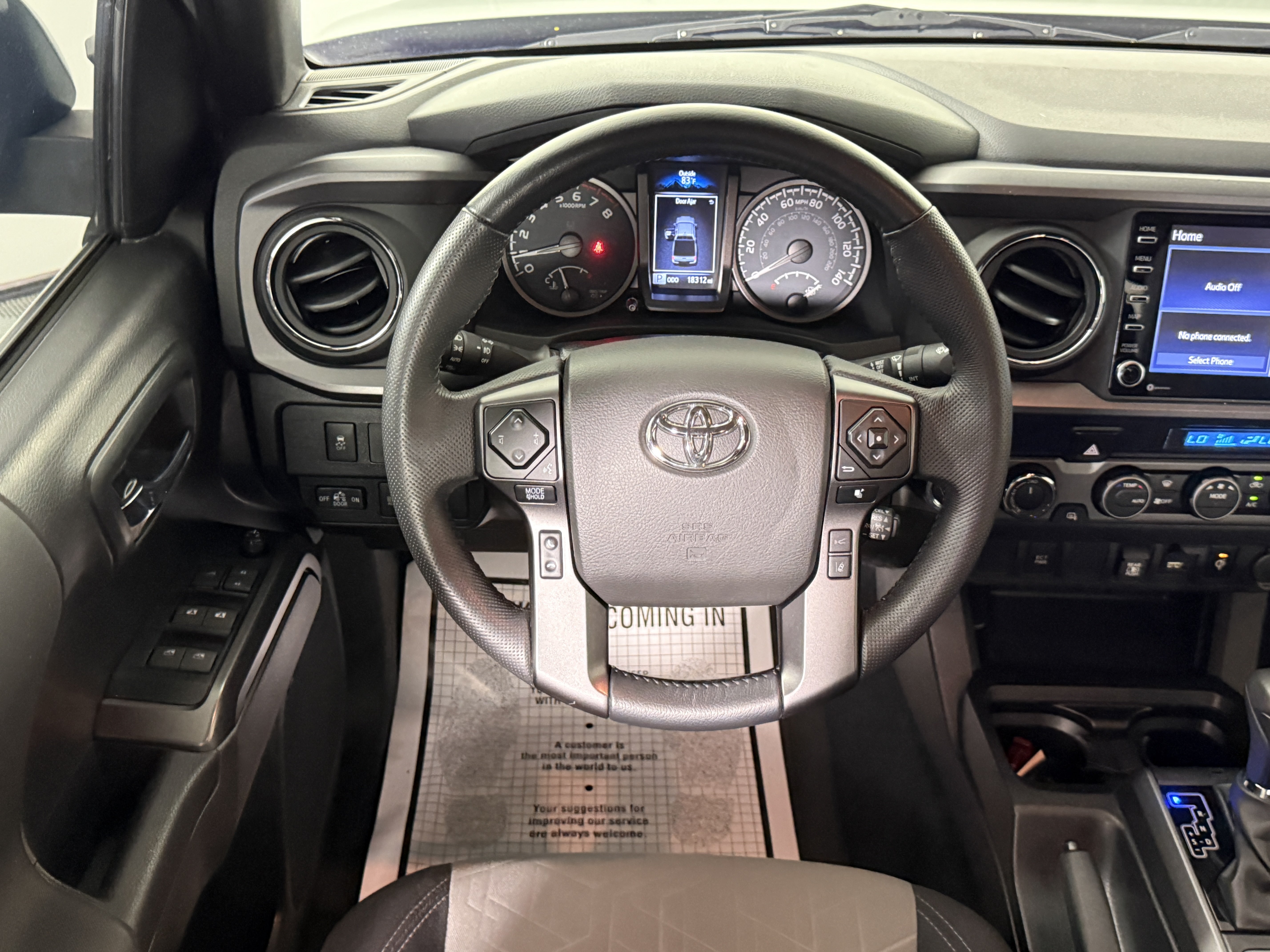 Used 2022 Toyota Tacoma TRD Sport AWD/4WD image 9