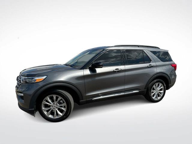 Certified 2024 Ford Explorer XLT w/ Equipment Group 202A