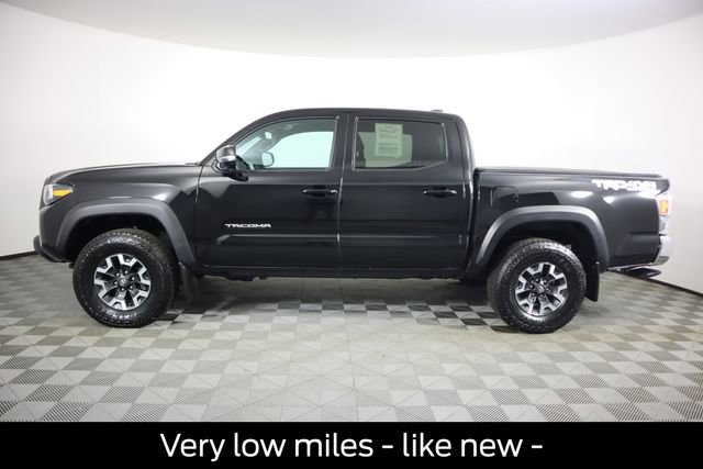 Used 2023 Toyota Tacoma TRD Off-Road AWD/4WD image 7