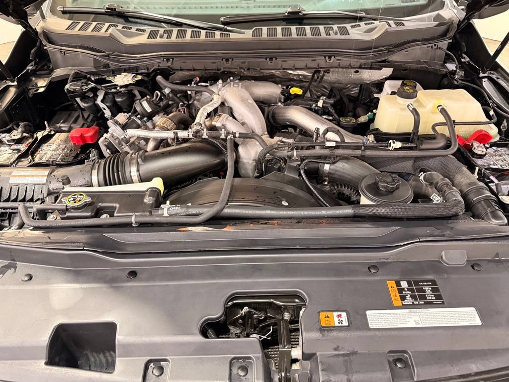 Certified 2025 Ford F350 Platinum AWD/4WD image 7