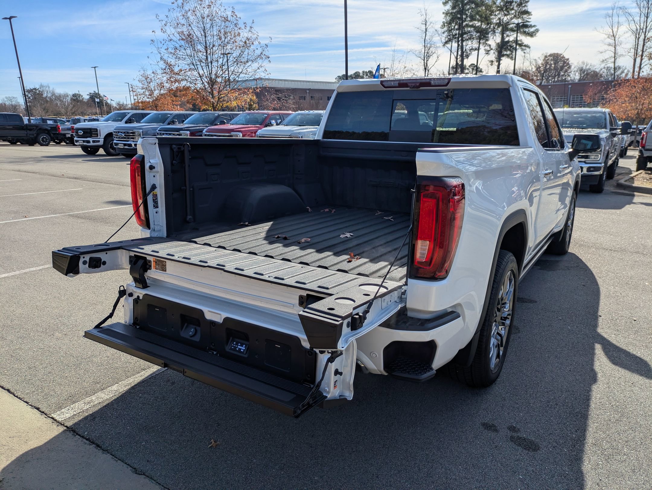 Used 2024 GMC Sierra 1500 Denali Ultimate image 37