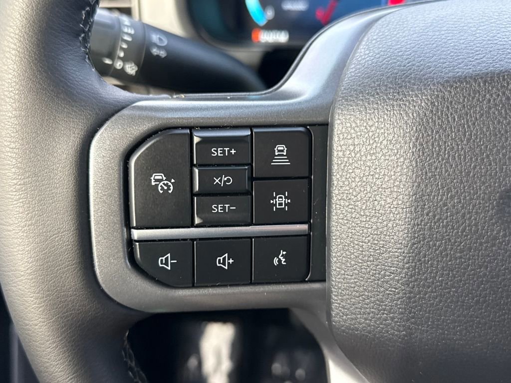 Certified 2025 Ford F150 Lariat w/ Equipment Group 502A High image 18