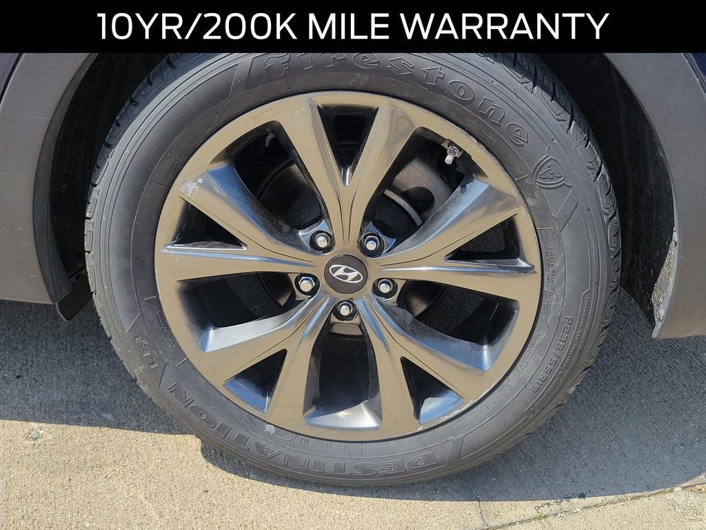 Used 2017 Hyundai Santa Fe Sport w/ 2.0T Ultimate Tech Package 05 FWD image 5