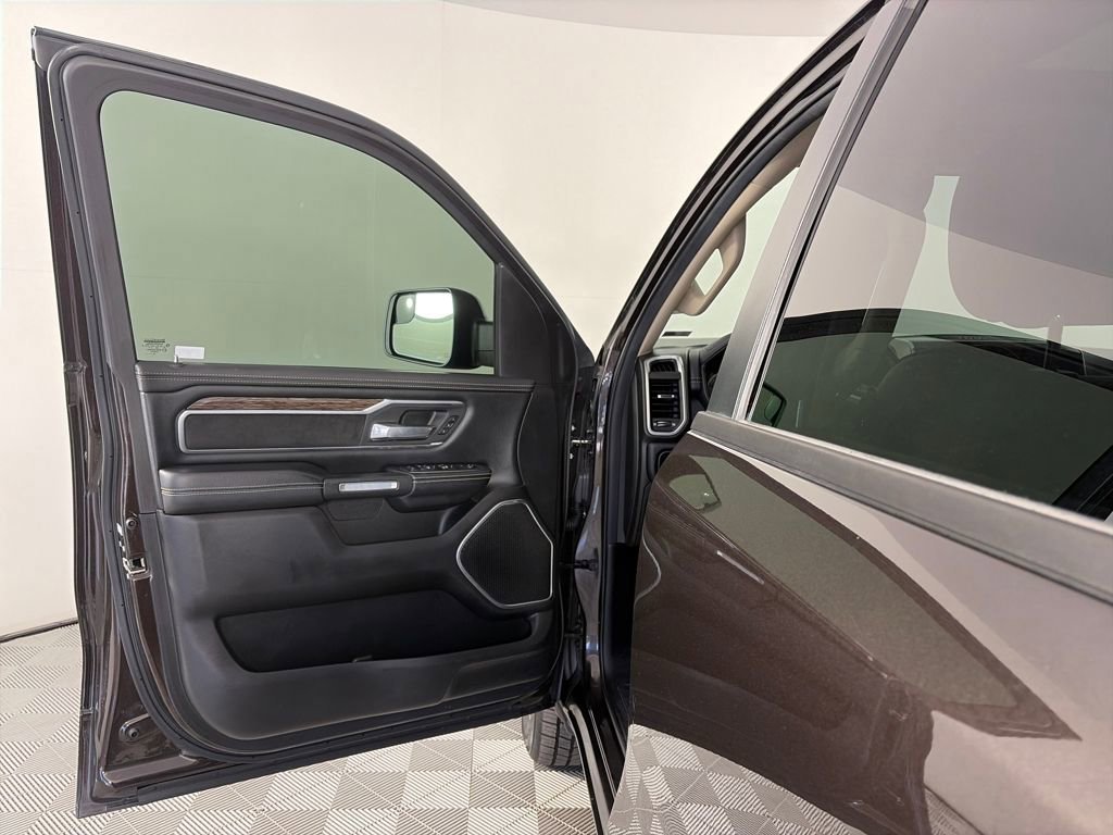 Used 2019 RAM 1500 Laramie image 10