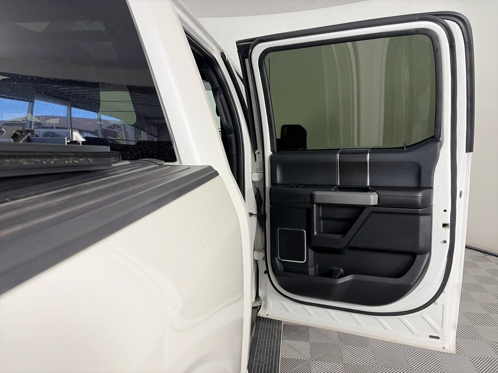 Certified 2018 Ford F150 Platinum w/ Equipment Group 701A Luxury AWD/4WD image 29