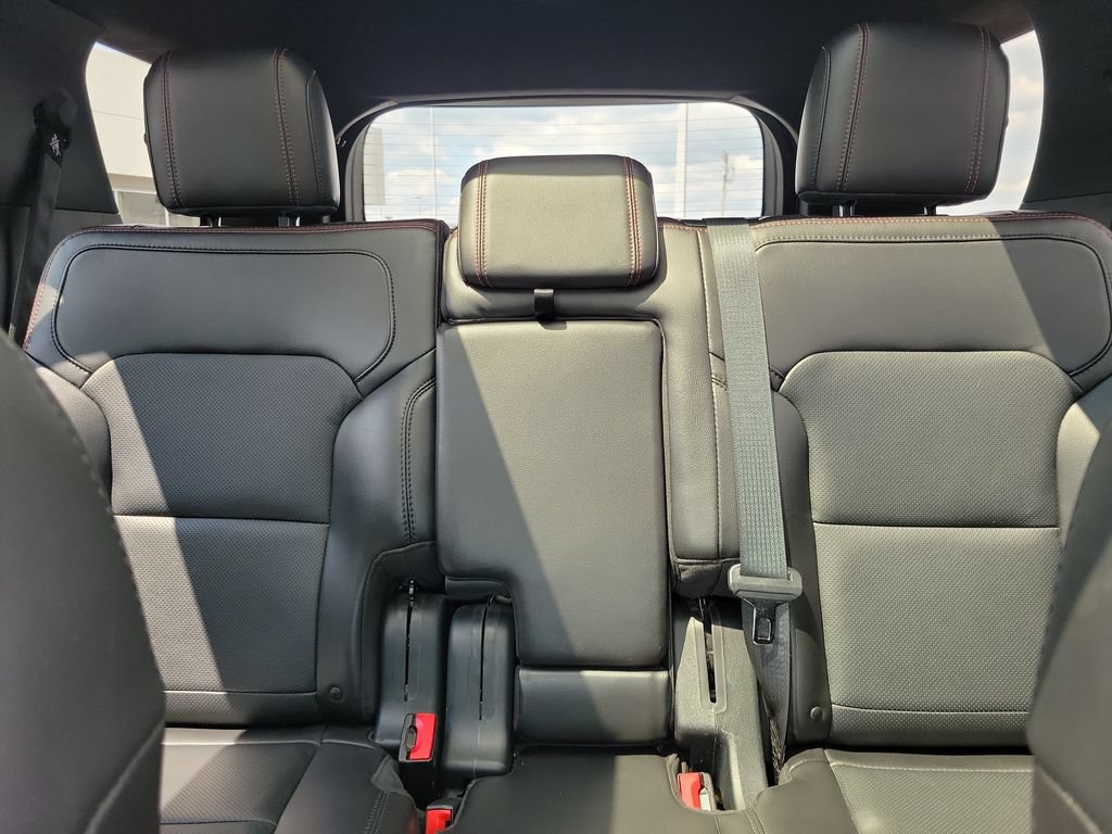 Certified 2018 Ford Explorer Sport w/ Equipment Group 401A AWD/4WD image 17