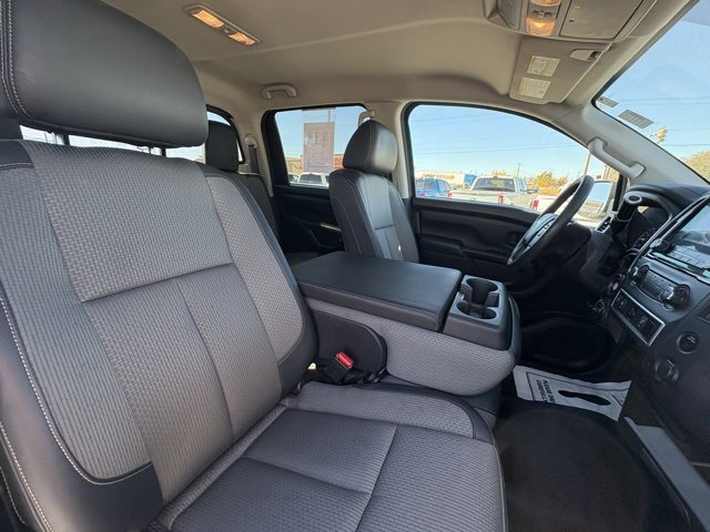 Used 2020 Nissan Titan S w/ S Utility Package image 23