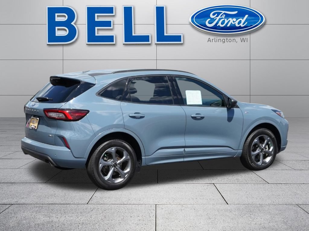 Certified 2024 Ford Escape ST-Line w/ Tech Pack #1 AWD/4WD image 3