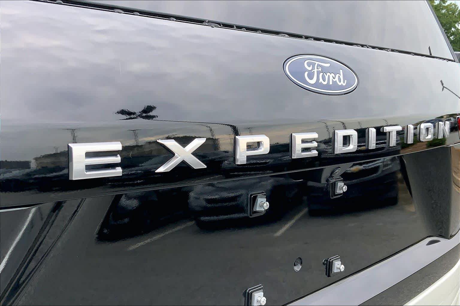 Certified 2025 Ford Expedition King Ranch AWD/4WD image 30
