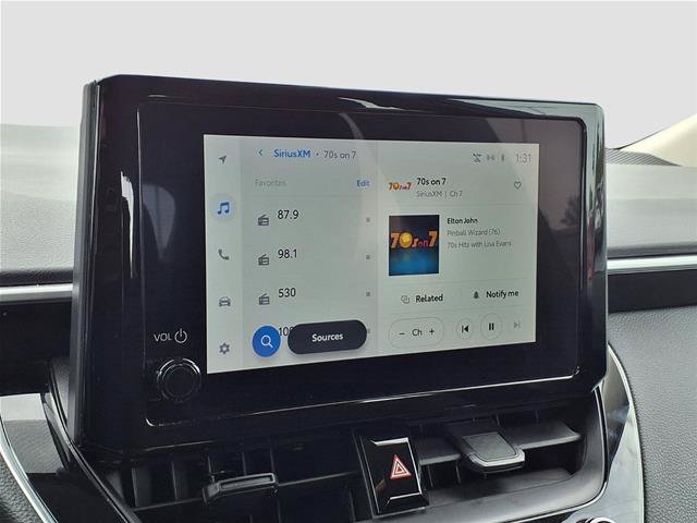 Used 2025 Toyota Corolla LE FWD image 6