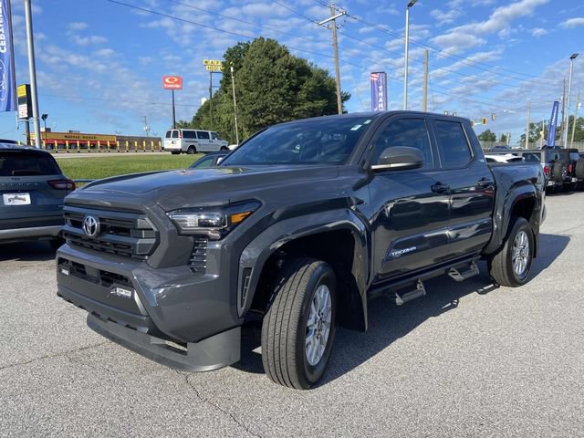 Used 2024 Toyota Tacoma SR5 AWD/4WD image 7