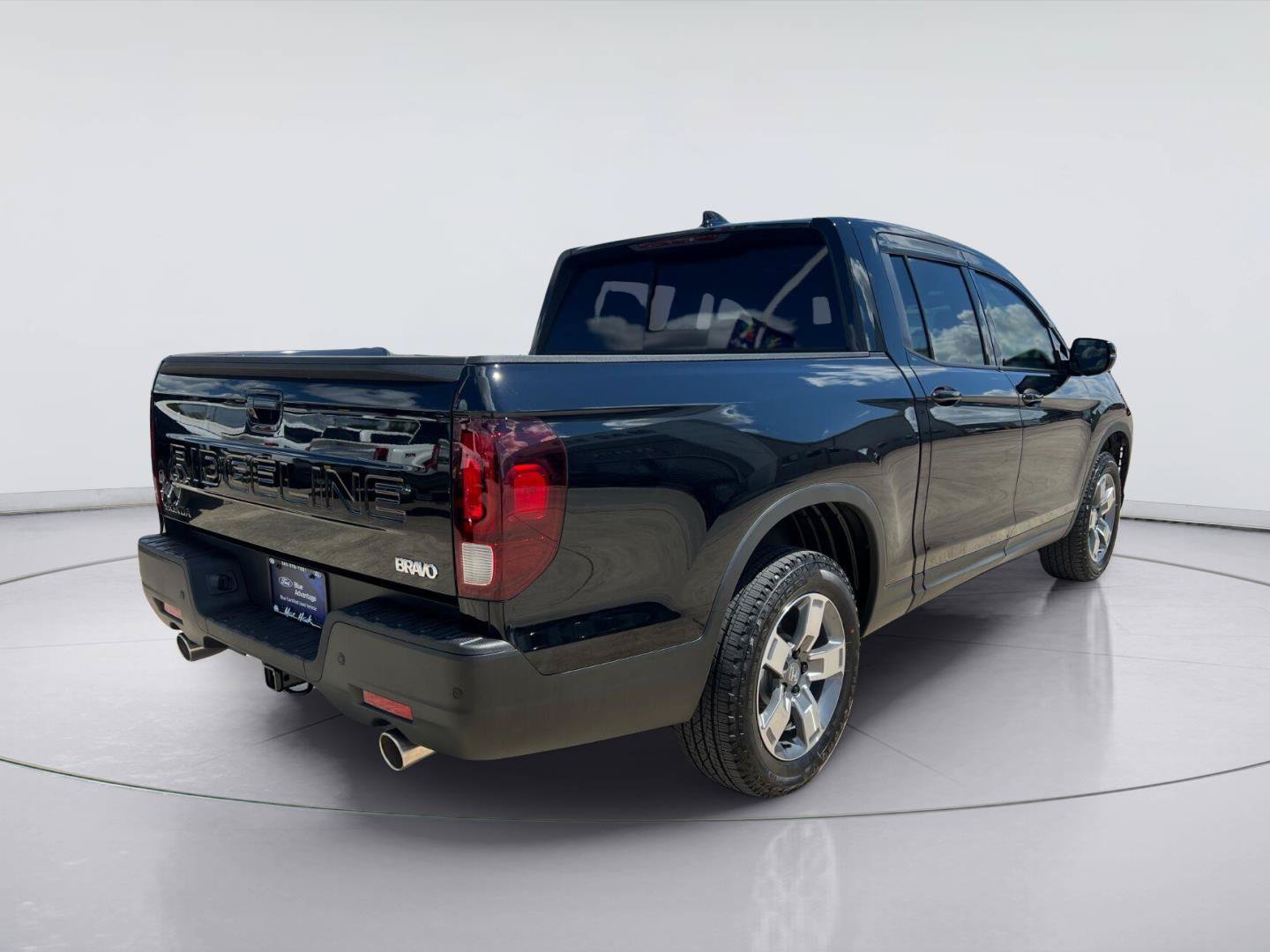 Used 2026 Honda Ridgeline Black Edition image 3