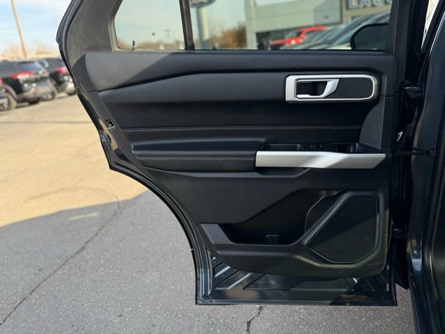 Certified 2023 Ford Explorer XLT w/ Equipment Group 202A image 17