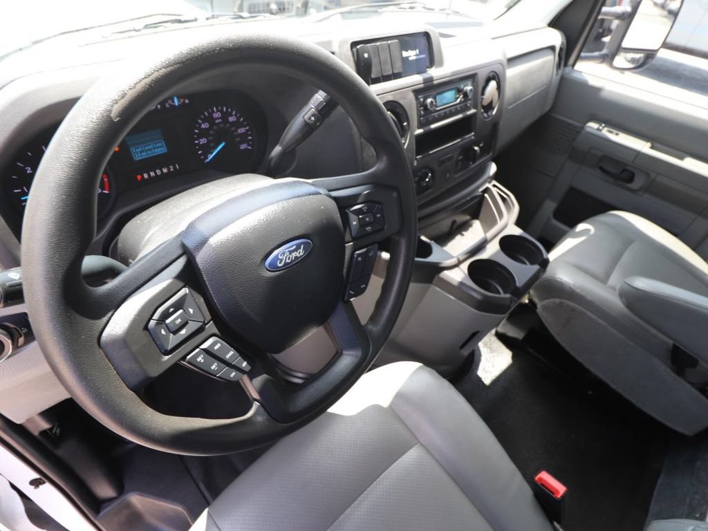 Certified 2024 Ford E-350 and Econoline 350 Super Duty w/ Power Windows & Locks Group RWD image 4