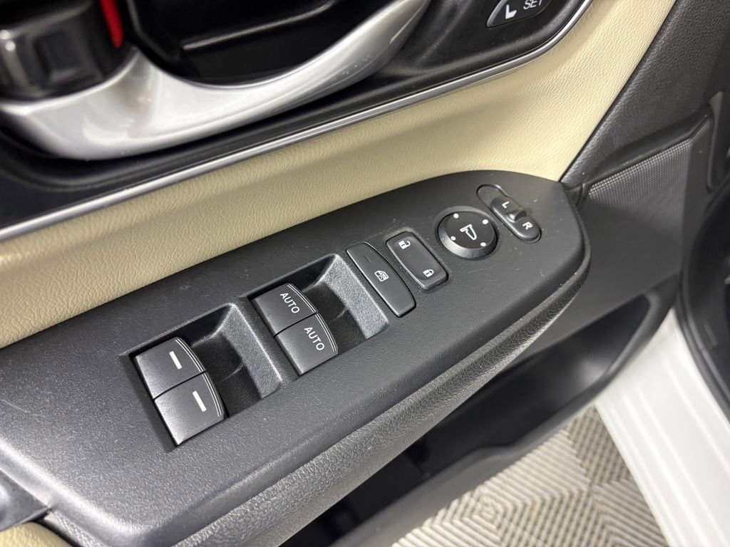 Used 2022 Honda CR-V EX-L image 14