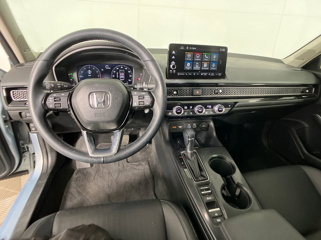 Used 2023 Honda Civic Touring image 6