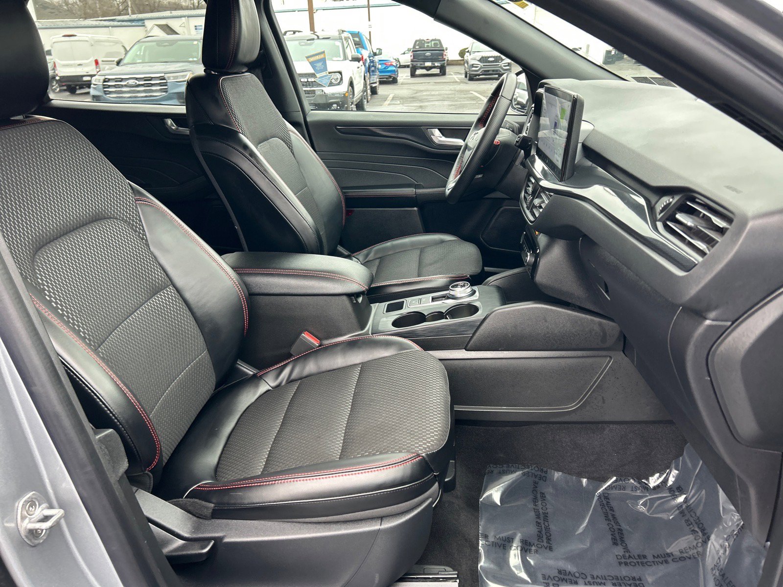 Certified 2024 Ford Escape ST-Line Select w/ Tech Pack #1 image 18