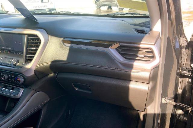 Used 2023 GMC Acadia AT4 w/ Preferred Package image 19