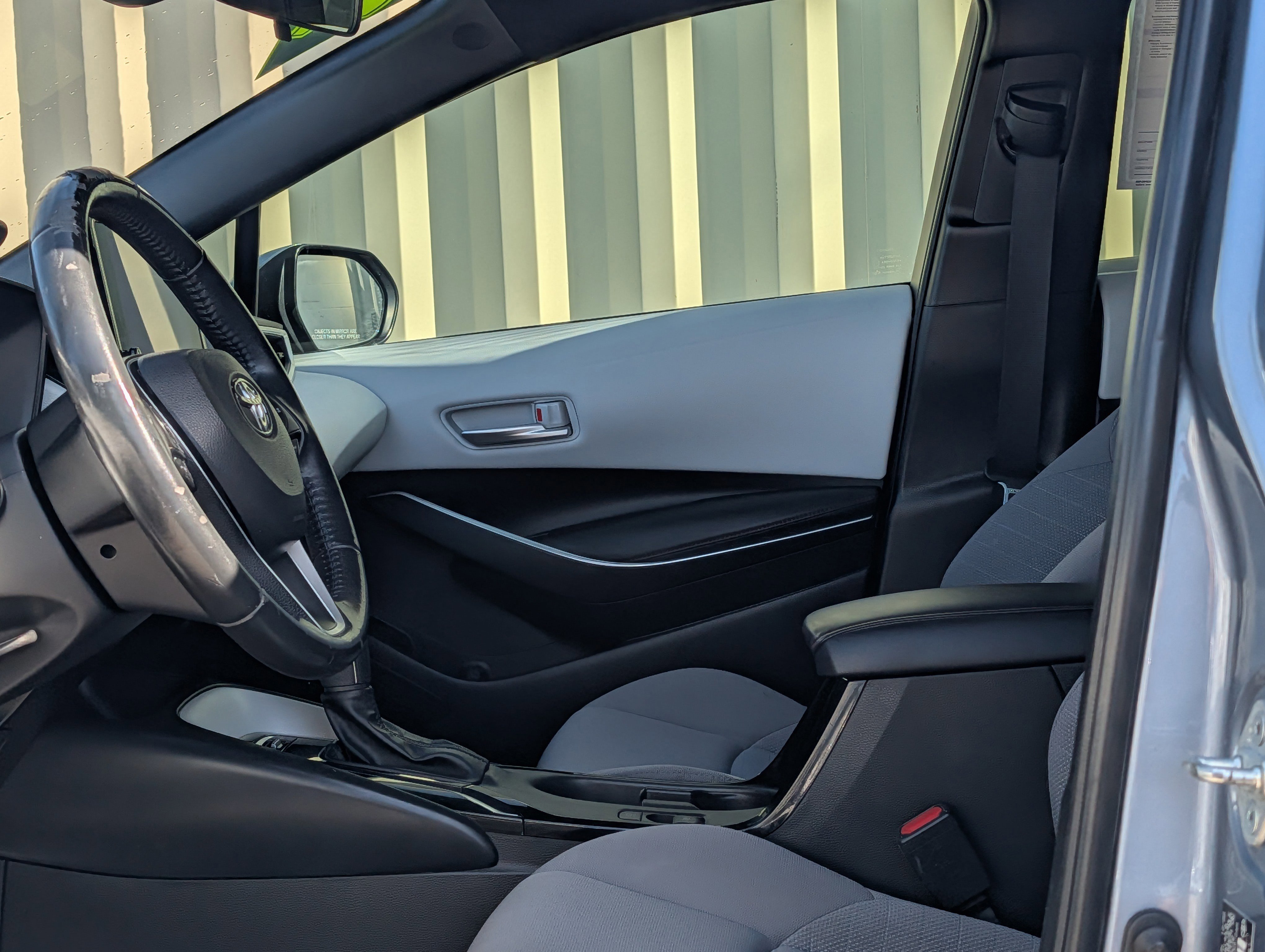 Used 2023 Toyota Corolla SE image 18