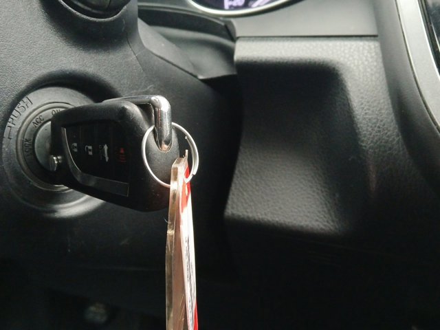 Used 2019 Toyota Camry LE FWD image 17