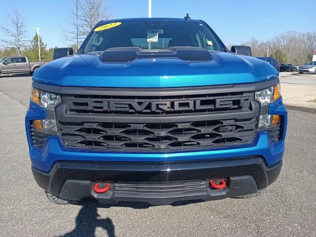 Used 2023 Chevrolet Silverado 1500 Custom Trail Boss w/ LPO, Dark Essentials Package AWD/4WD image 8