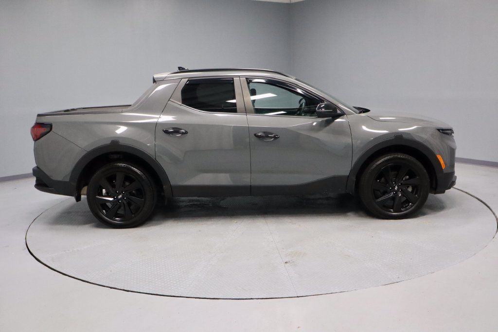 Used 2023 Hyundai Santa Cruz Night AWD/4WD image 12