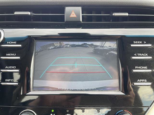 Used 2018 Toyota Camry LE image 22