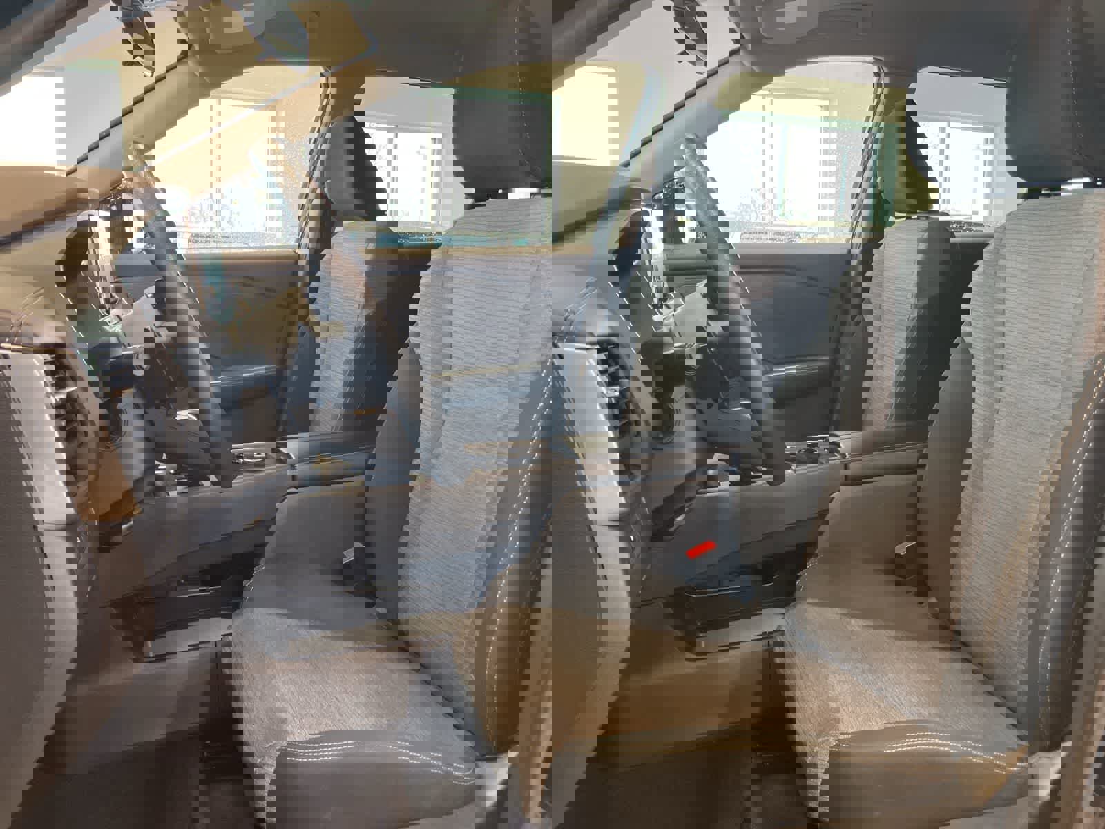 Used 2023 Nissan Rogue SV image 10