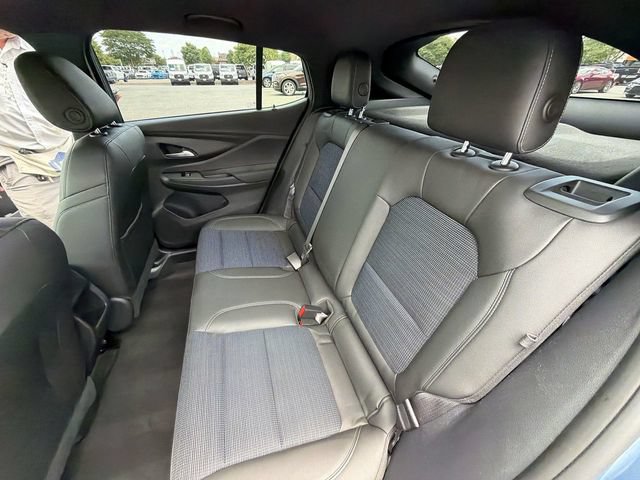 Used 2025 Buick Envista Preferred w/ Convenience I Package FWD image 23