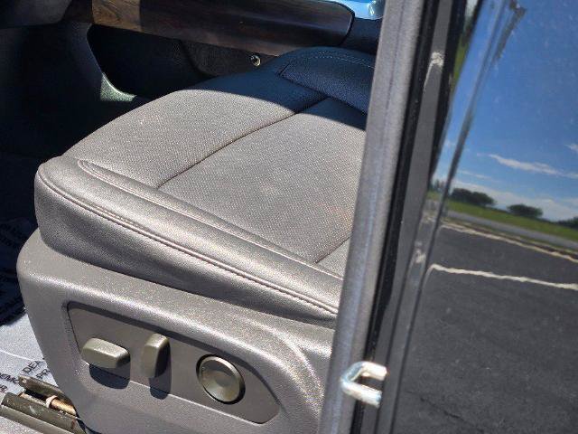 Used 2024 GMC Sierra 2500 SLT w/ SLT Premium Package AWD/4WD image 28