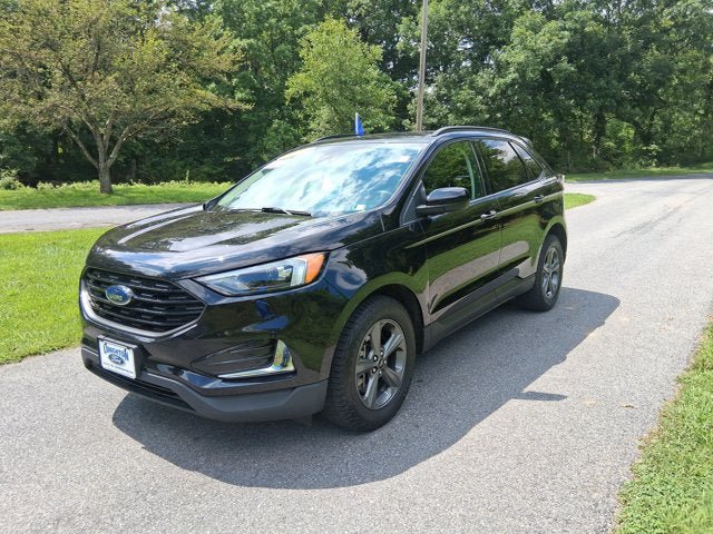 Certified 2023 Ford Edge SEL w/ Sport Appearance Package AWD/4WD image 3