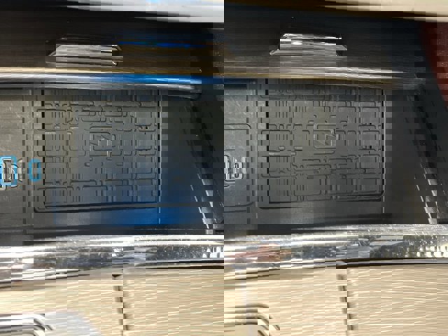 Certified 2024 Ford Expedition Limited image 29