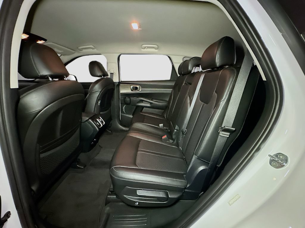 Used 2022 Kia Sorento S AWD/4WD image 31