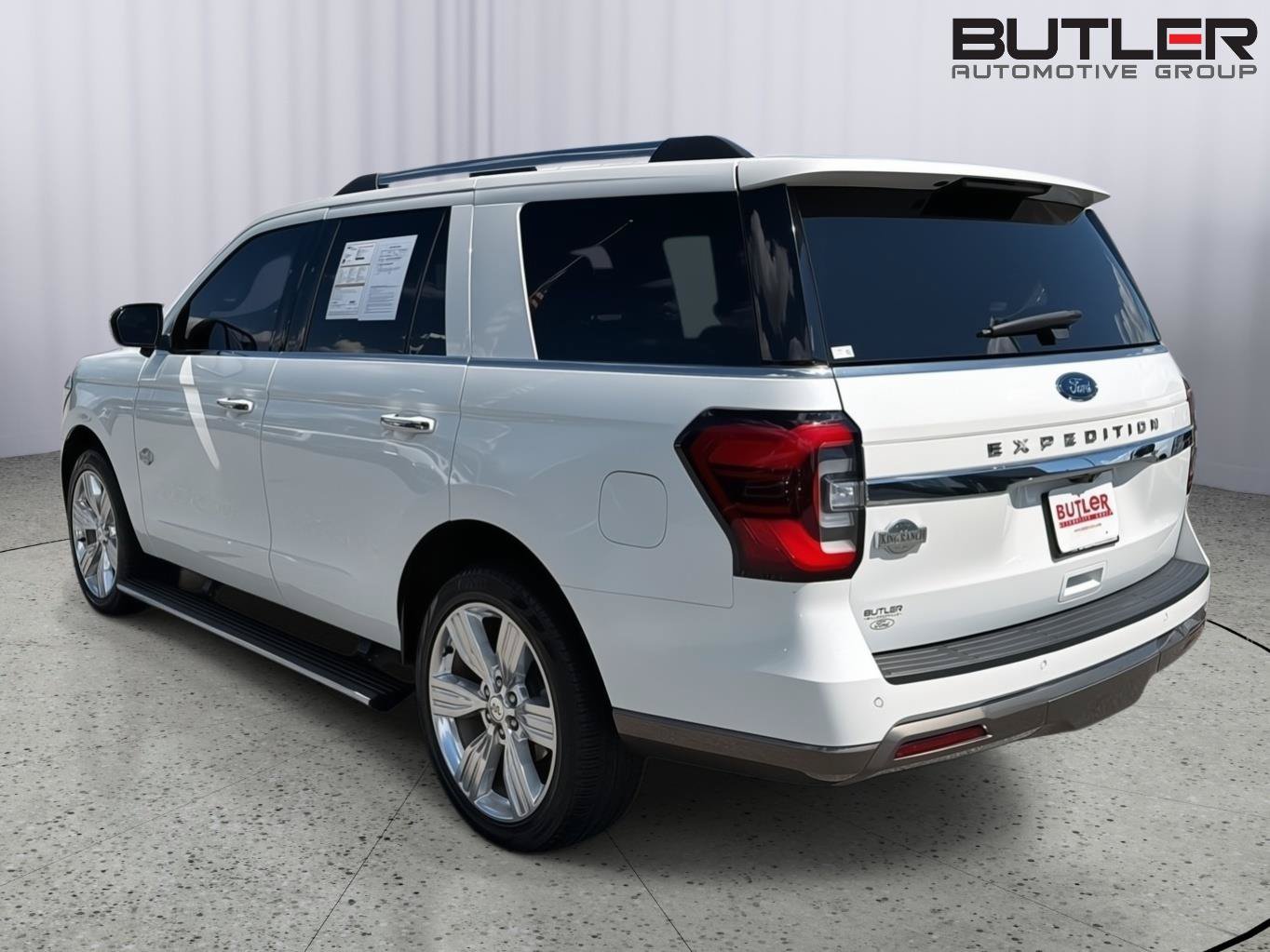 Certified 2024 Ford Expedition King Ranch RWD image 4