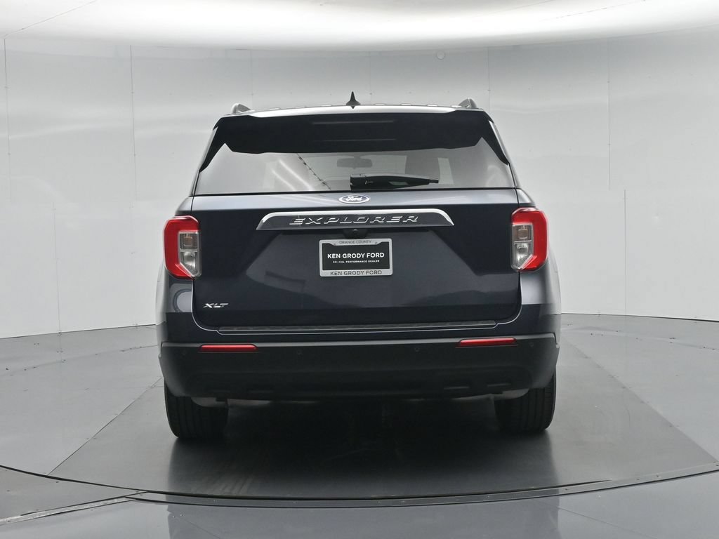 Certified 2022 Ford Explorer XLT RWD image 28