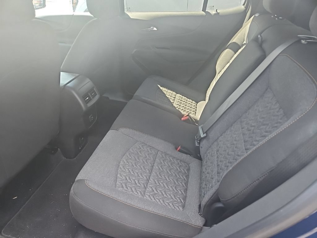 Used 2023 Chevrolet Equinox LT AWD/4WD image 4