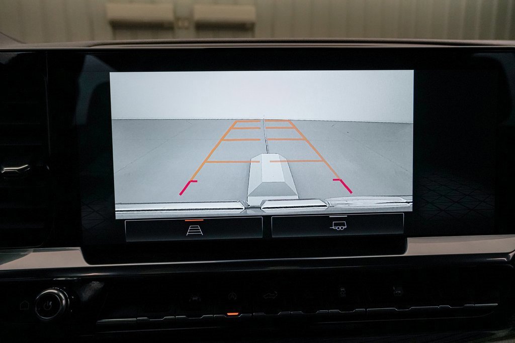 Used 2024 GMC Sierra 1500 Elevation image 17