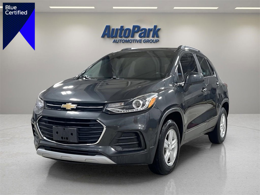 Used 2017 Chevrolet Trax LT w/ LT Convenience Package image 1