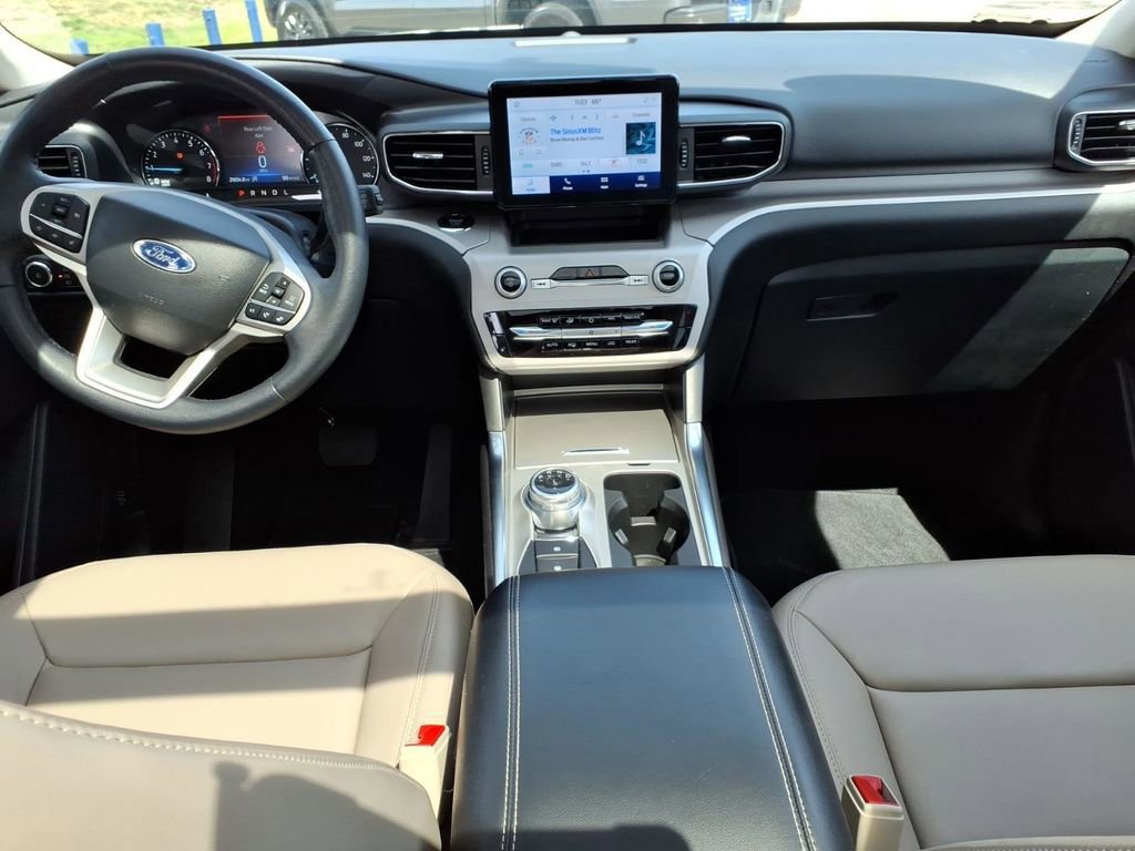 Certified 2023 Ford Explorer XLT w/ Equipment Group 202A AWD/4WD image 13